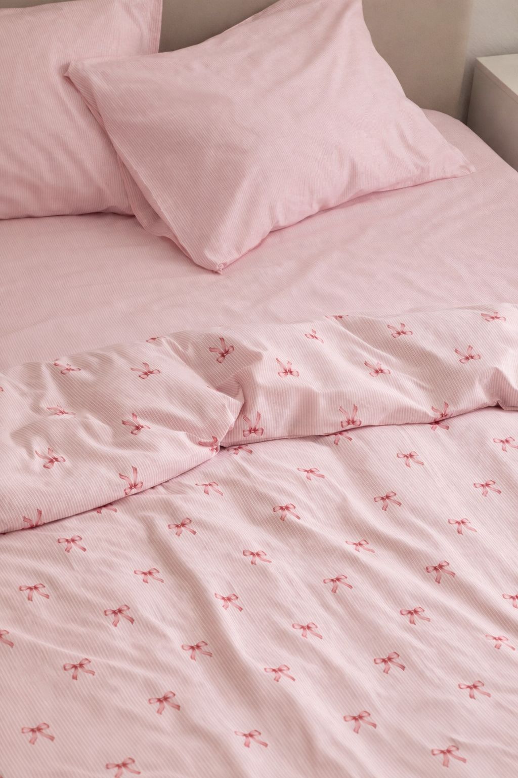 Coquette %100 Pamuk Fiyonk Desen Çift Kişilik Nevresim Seti -Pembe