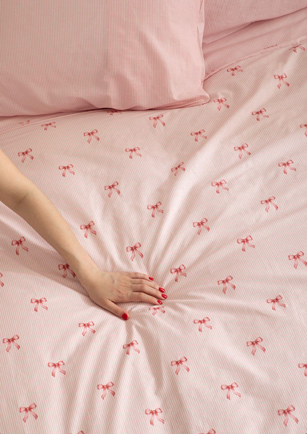 Coquette %100 Pamuk Fiyonk Desen Çift Kişilik Nevresim Seti -Pembe